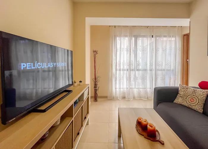 2br Deluxe Shine Flat - 1min Canteras Apartment