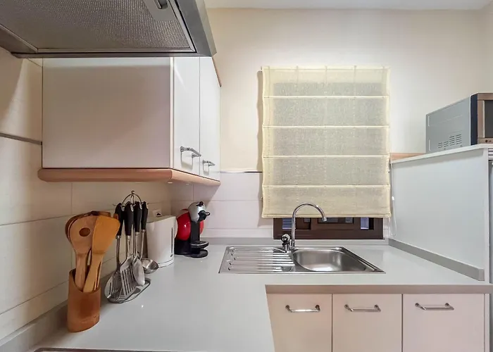 2br Deluxe Shine Flat - 1min Canteras Apartment